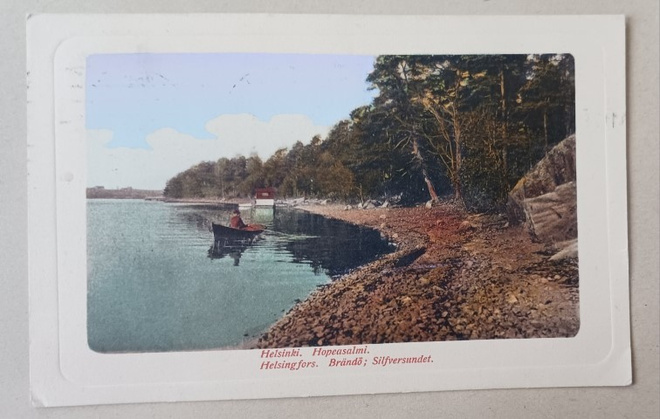 Helsinki, Hopeasalmi, mies veneessä, talas, p. 1911