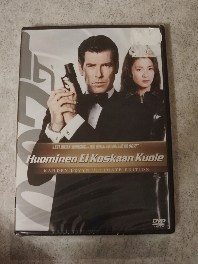 Huominen ei koskaan kuole JAMES BOND 007