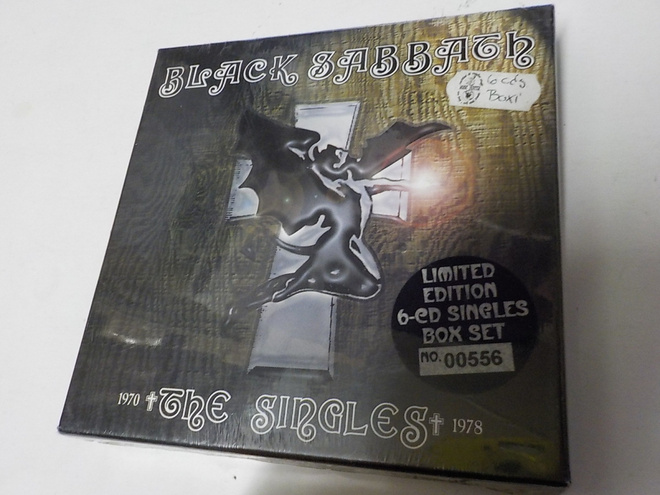 BLACK SABBATH - THE SINGLES 1970-1978 UUSI 6CDS BOKSI