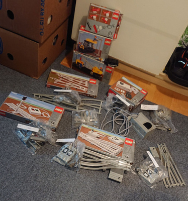 Lego vanhat junaraide setit (12V)
