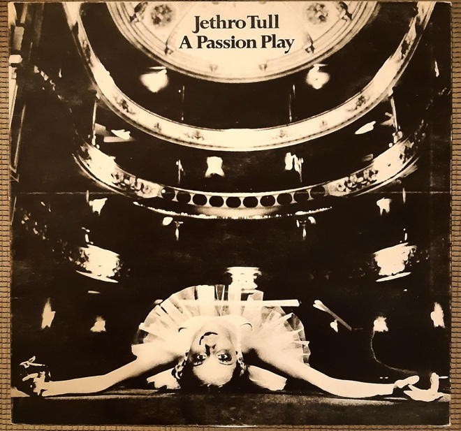 Jethro Tull: A Passion Play, 1973 UK LP VG