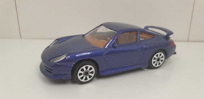 Porsche Carrera 911 1/43 Bburago 10 cm