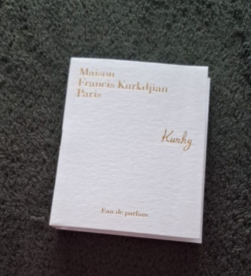 Hajuvesinäyte Kurky Francis Kurkdjian