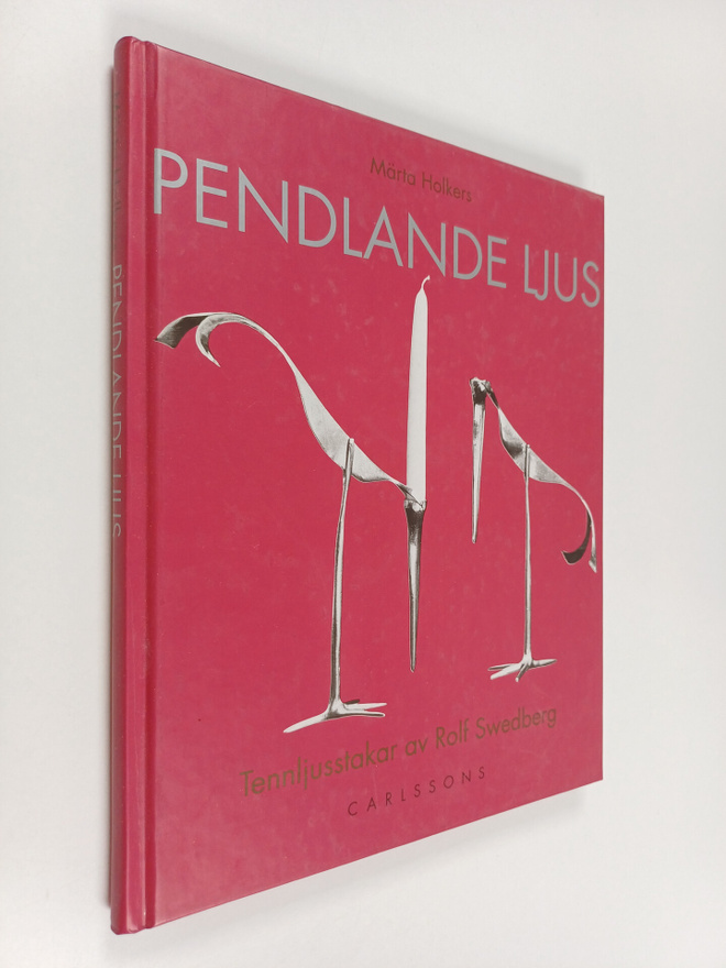 Märta Holkers : Pendlande ljus : tennljusstakar av Rolf S...
