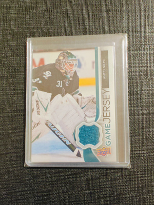 Antti Niemi - 14-15 UD Game Jersey 