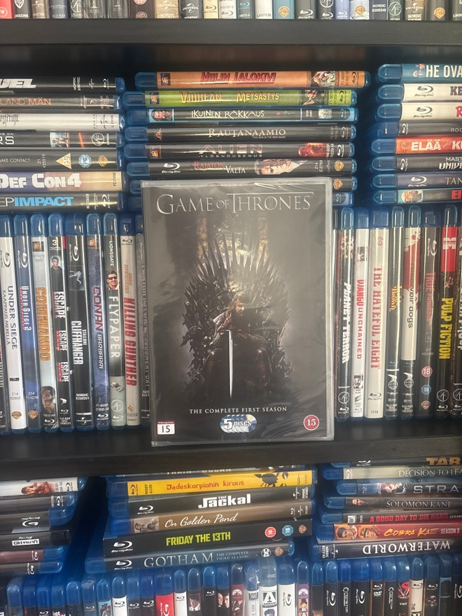 (Uusi) Game of thrones 1 kausi