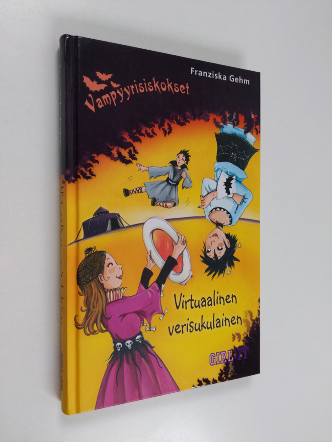 Franziska Gehm : Virtuaalinen verisukulainen