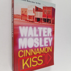 Walter Mosley : Cinnamon kiss - pikkukuva 1