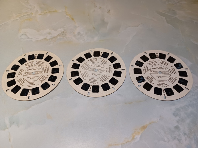 View - Master kuvakiekot Mary Poppins