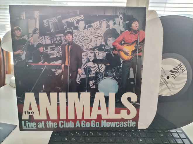 ANIMALS, Live at the Club A Go Go, Newcastle, LP EEC -88