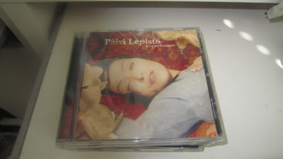 Päivi Lepistö - Yöperhonen