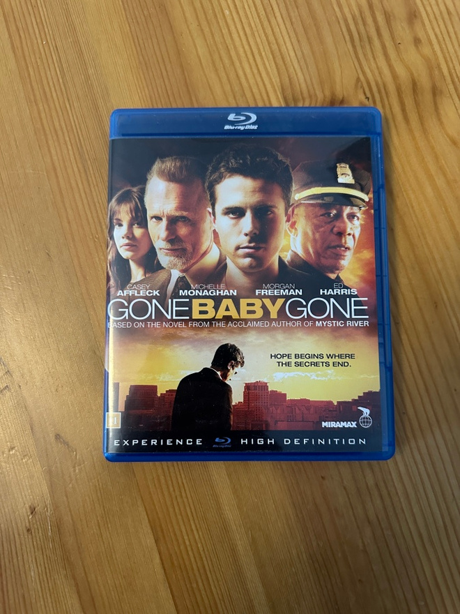 Gone baby gone  blu-ray