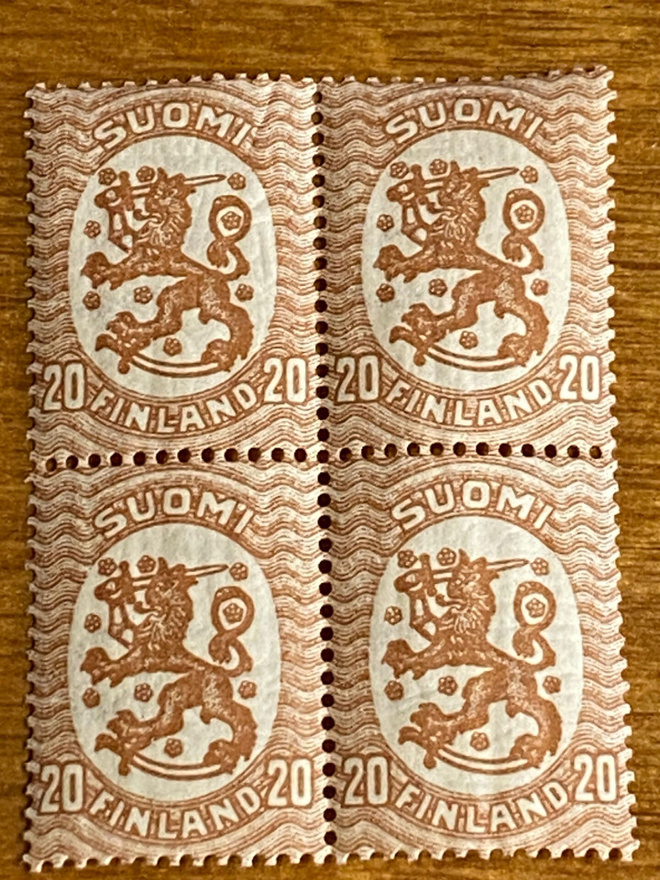 SAARISEN MALLI 20PEN L127B NELIÖ**