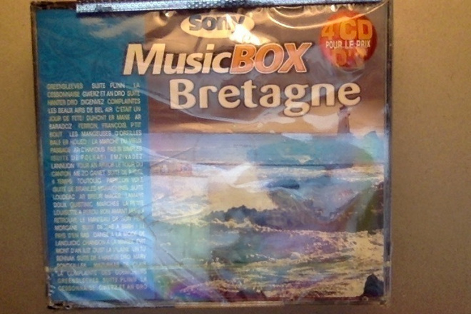 MUSIC BOX BRETAGNE  ::  4 x CD :: SONY MUSIC 2000  FRANCE !!