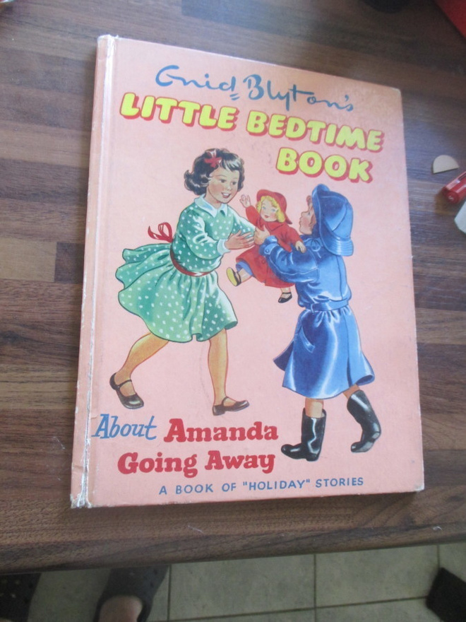 ENID BLYTON - little bedtime book ( kirja v 1958 )