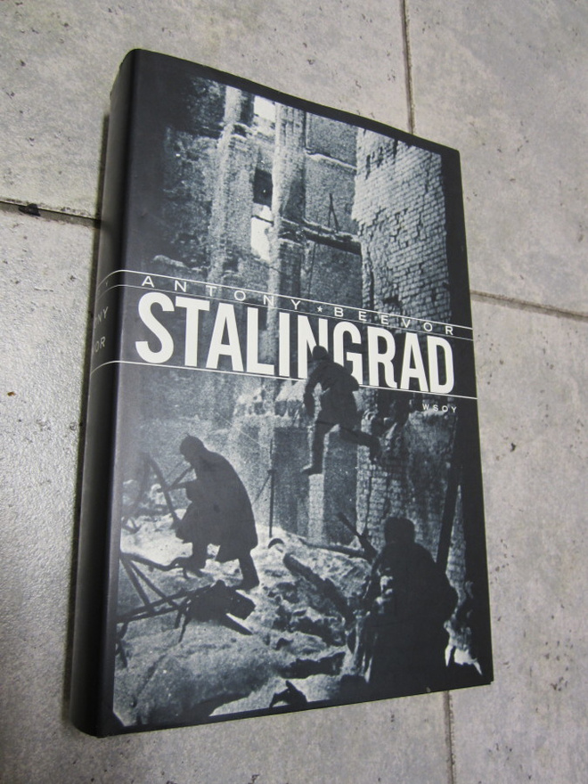 ANTONY BEEVOR  STALNGRAD : hieno 2 painos