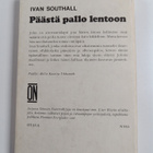 Ivan Southall : Päästä pallo lentoon - pikkukuva 2