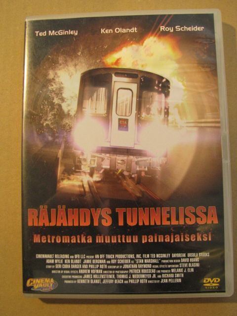 RÄJÄHDYS TUNNELISSA ( Roy Scheider )