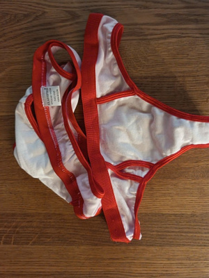 UUDET sporttiset stringit / tangat, One Size – Classified