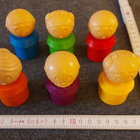 Tupperware lelujen hahmoja + tuoli / pulpetti - pikkukuva 1