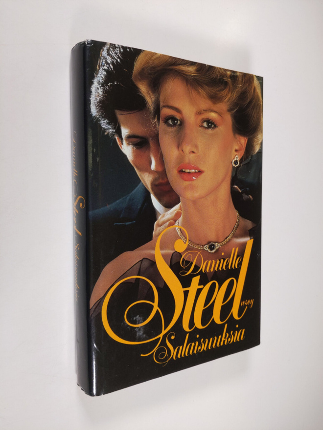Danielle Steel : Salaisuuksia