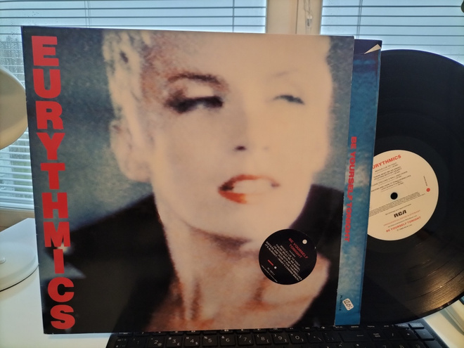 EURYTHMICS, Be yourself tonight, LP GER -85 HIENO KUNTO !!