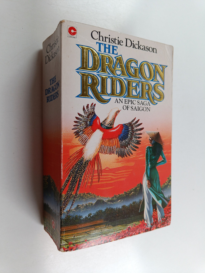 Christie Dickason : The dragon riders
