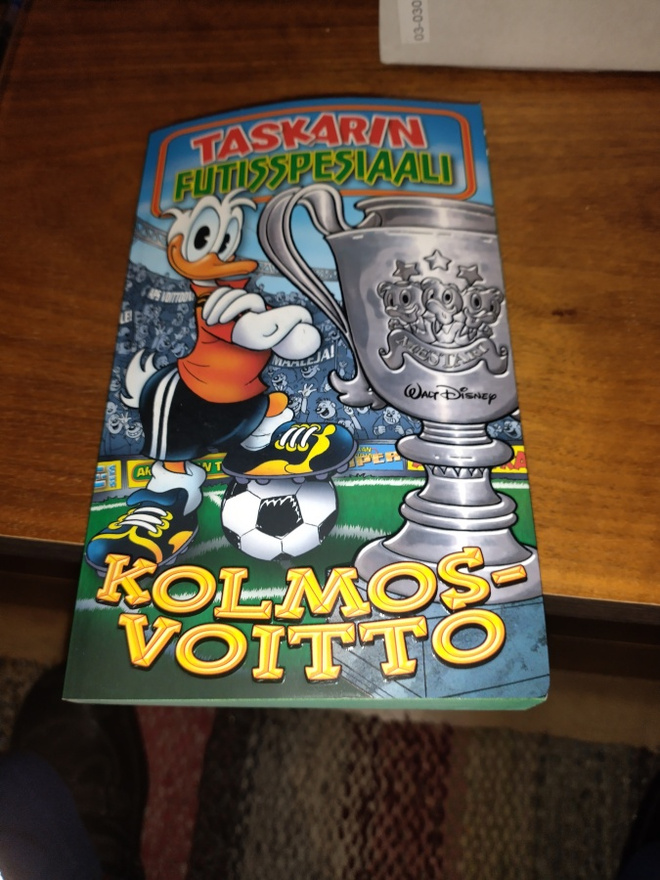 Aku Ankan taskukirja kolmosvoitto