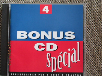 BONUS CD 4 - RANSKALAINEN POP & ROCK & CHANSON 
