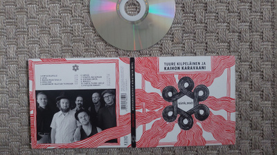CD Tuure Kilpeläinen ja Kaihon Karavaani: Käpälikkö