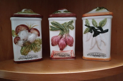 3x keraaminen maustepurkki