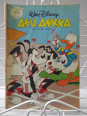 Aku Ankka 30 1984