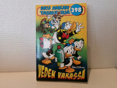 Aku Ankan taskukirja 398 Veden varassa
