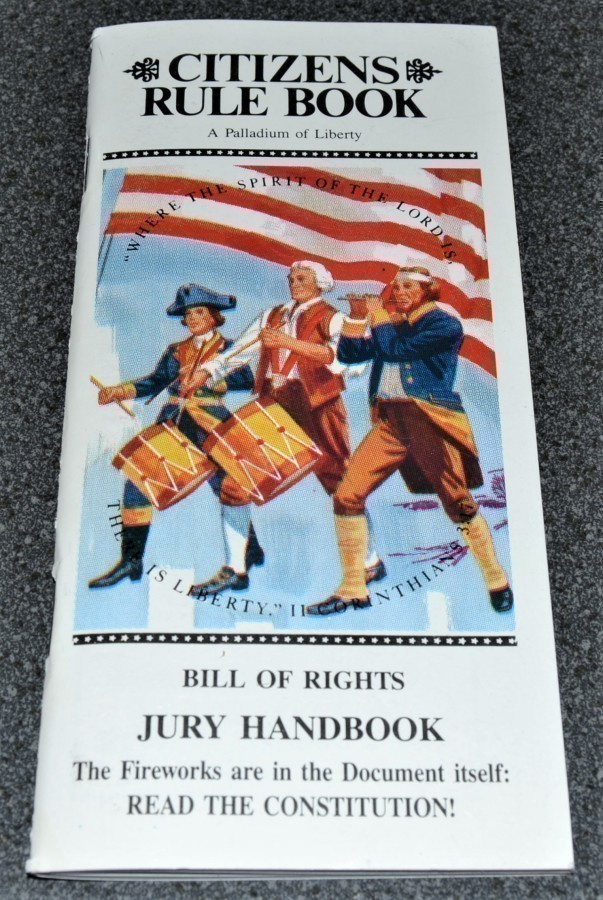 Citizens Rule Book -vihkonen