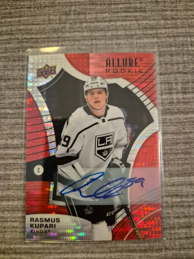 Rasmus Kupari - Allure 2021-22 - Red Rainbow Auto