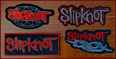 4 kpl erilaisia SLIPKNOT kangasmerkkejä