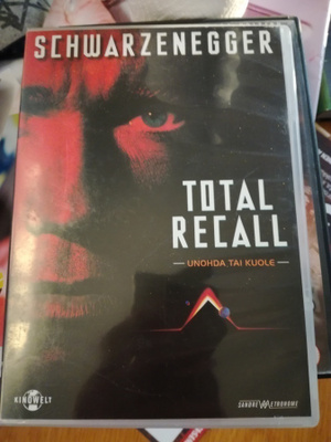 Total recall unohda tai kuole