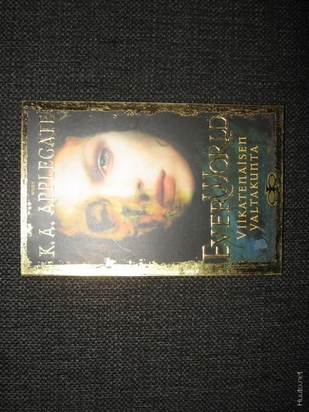 K.A. Applegate:Everworld Viikatenaisen valtakunta v. 2002