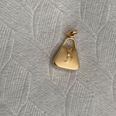 Kultainen käsilaukku riipus 14K