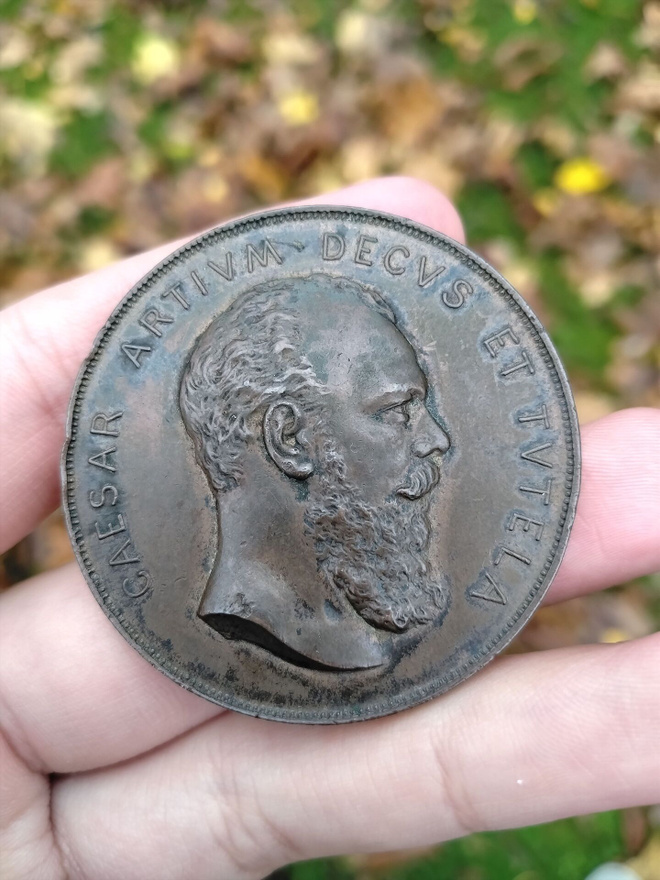 Suomen Taideyhdistyksen 50-vuotismitali v. 1896