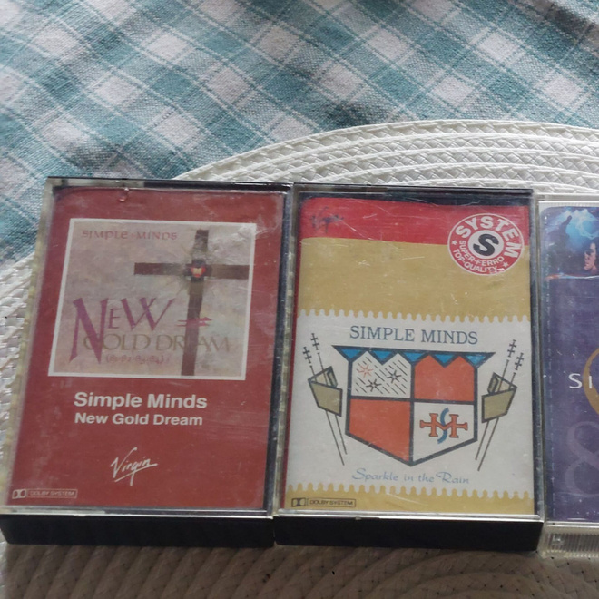 SIMPLE MINDS