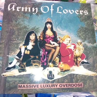 LP Army of Lovers : Massive Luxury Overdose ( SIS POSTIKULU)