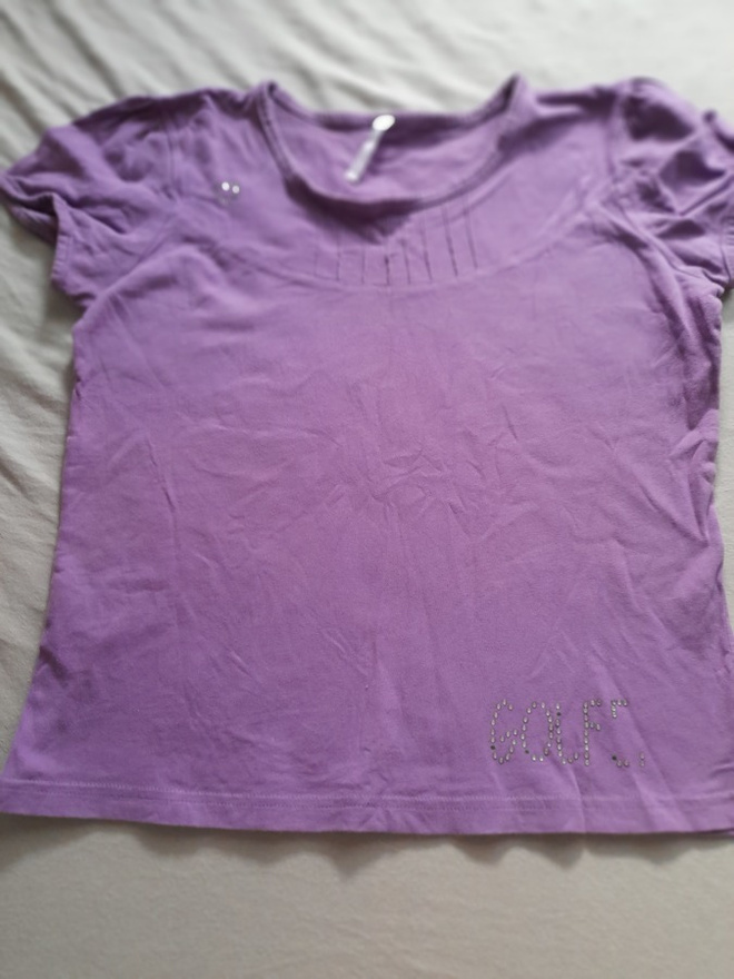 t-paita : violetti t-paita ks. mitat
