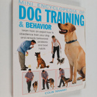 Colin Tennant : Mini encyclopedia of dog training and beh... - pikkukuva 1