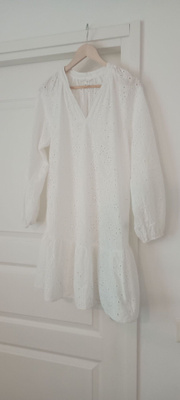 H&M Mama broderie anglaise mekko S/M ( käyttämätön)