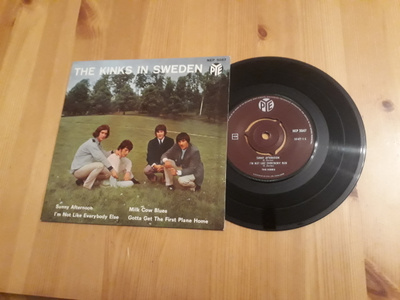 Kinks - The Kinks In Sweden ep ps orig 1966 Sweden rare