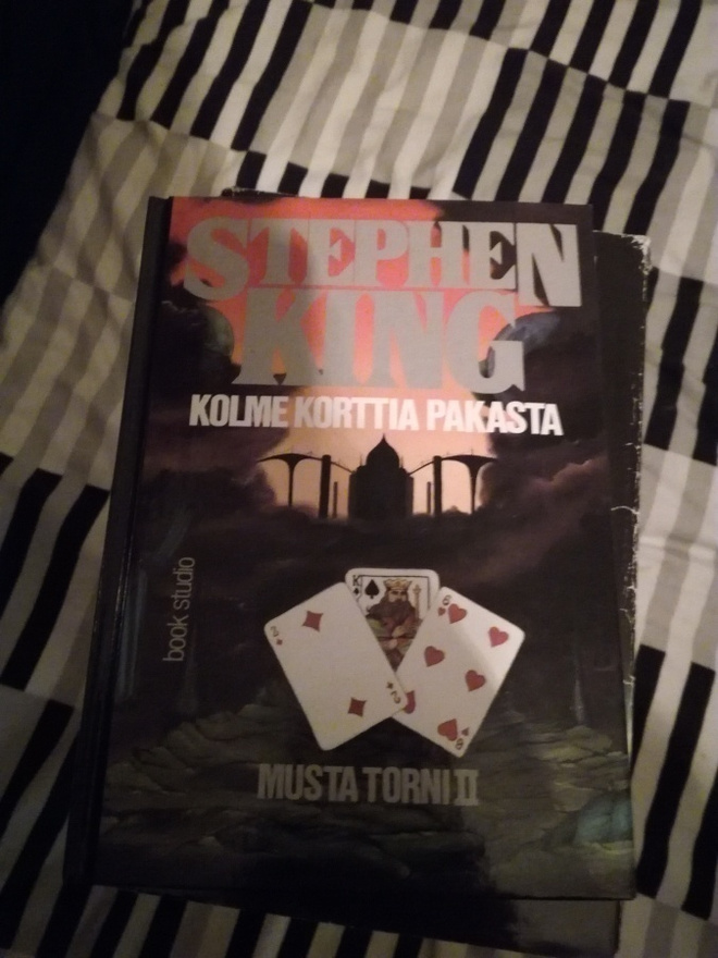 Stephen king kolme korttia pakasta