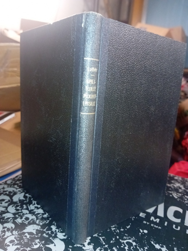 Luther : Valituille muukalaisille ( SIS POSTIKULU )
