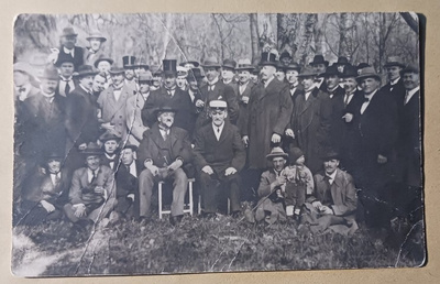 Helsingin Kaupunginorkesteri Kaivopuistossa vappuna 1921