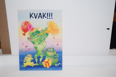 postikortti (A) Sammakko sammakot